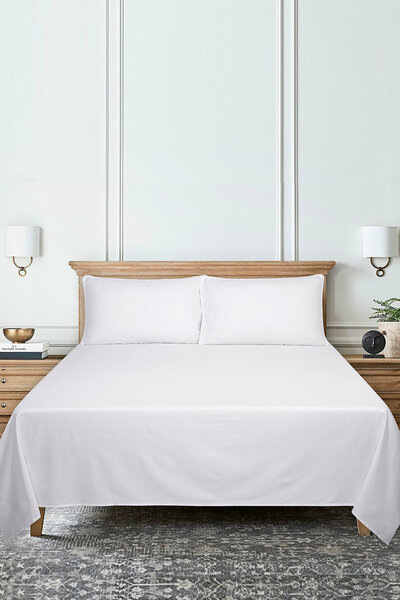 White Cube T-225 Bed Sheet Set