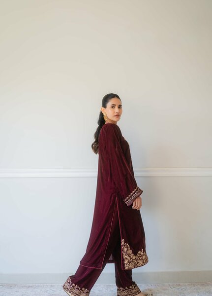 Atelier Velours by Rashid Textiles RTW Embroidered Velvet 2 Piece Suit RT26RAV Rania - Festive Collection