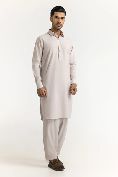 Regular Fit Styling Suits