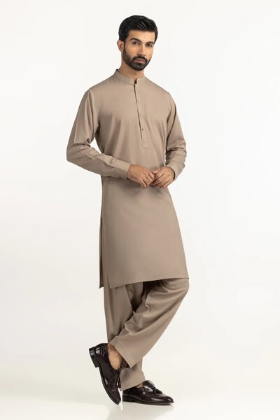 Regular Fit Styling Suits