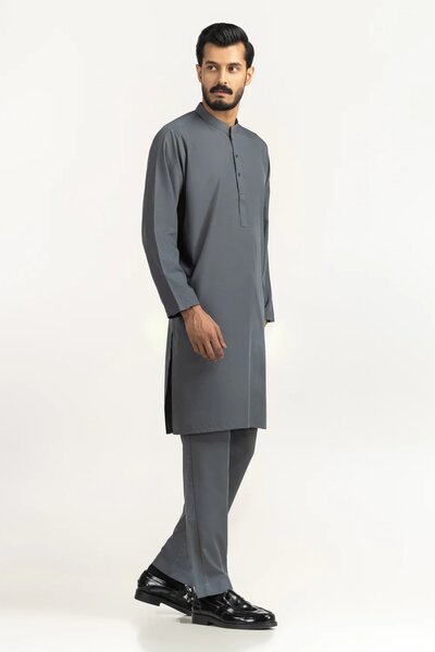 Regular Fit Styling Suits
