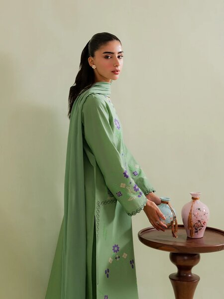 Pistachio-3Pc Embroidered Set
