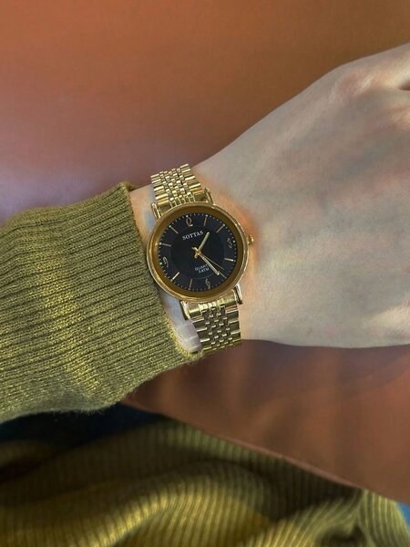 Shein - New J Gold Women'S Watch, Korean Style Minimalist