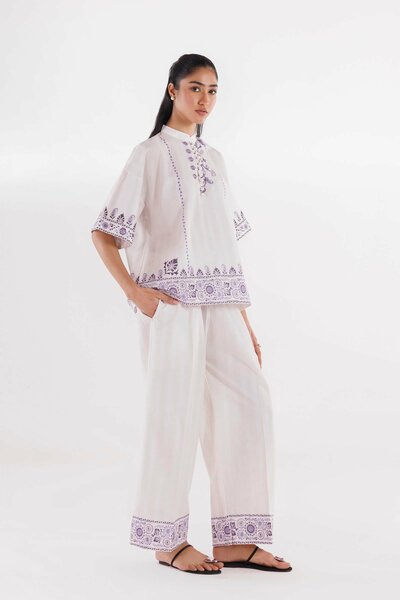 Stitched Printed Slub Shirt