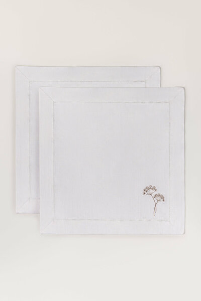 Cloud 2 Pcs Embroidered Napkin Set