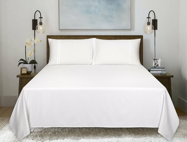 Pearl white T-200 Bed Sheet Set