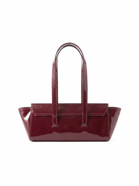 Amour Maroon