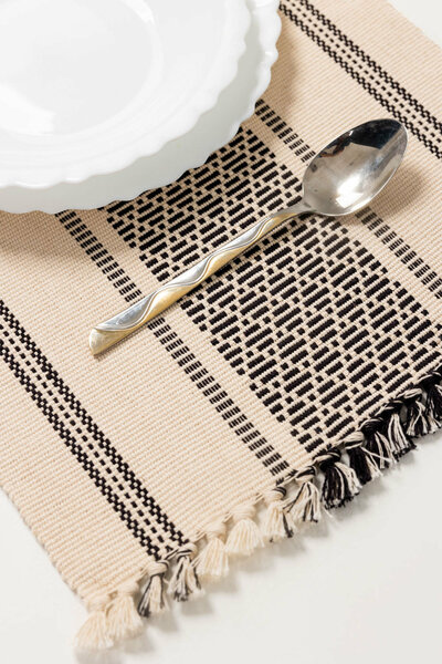Dobby Fabric place mat pair