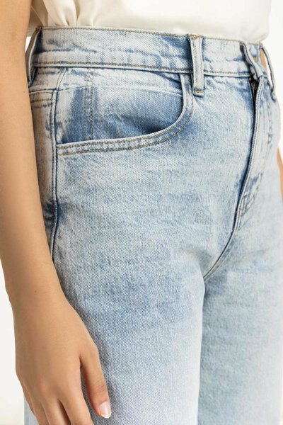 Straigh Fit Jeans