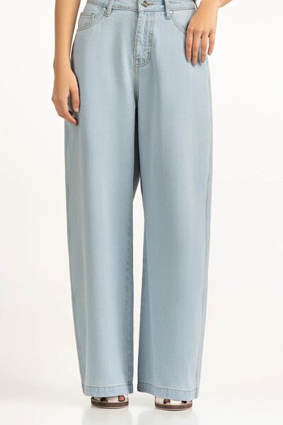 Wide Leg Fit Jeans
