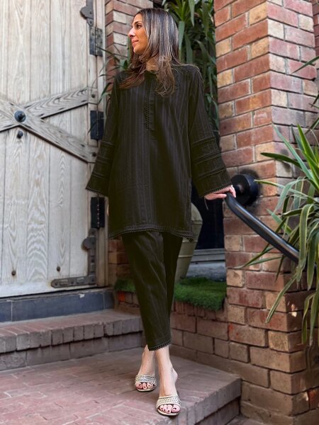 SLD03-25A Black