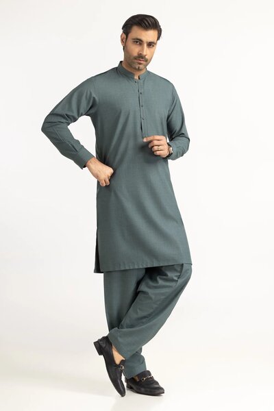Regular Fit Styling Suits