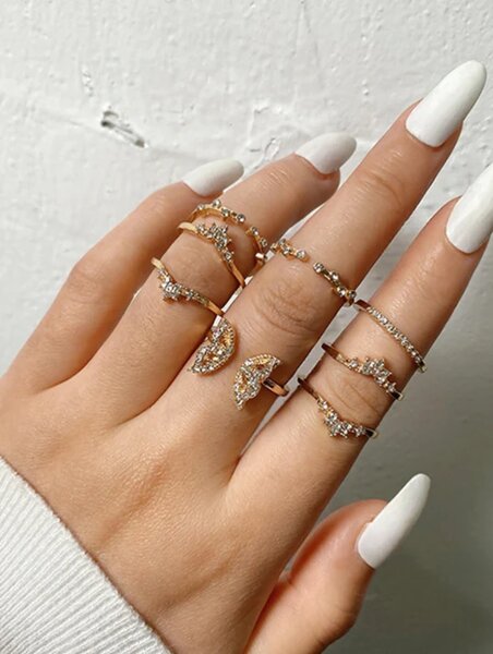 Shein 8pcs European And American Bohemian Style Inlaid Diamond Butterfly Ladies Ring Set Gift