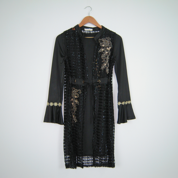Fashinza - Black Round Neck Belted Dress