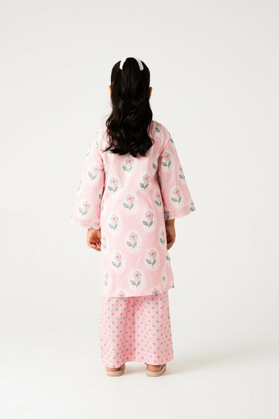 Floral Frams Printed Kurta Set - 2pc