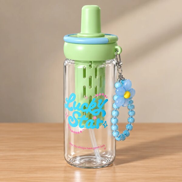 Green 900ml Lucky Star Water Bottle with Straw & Charm