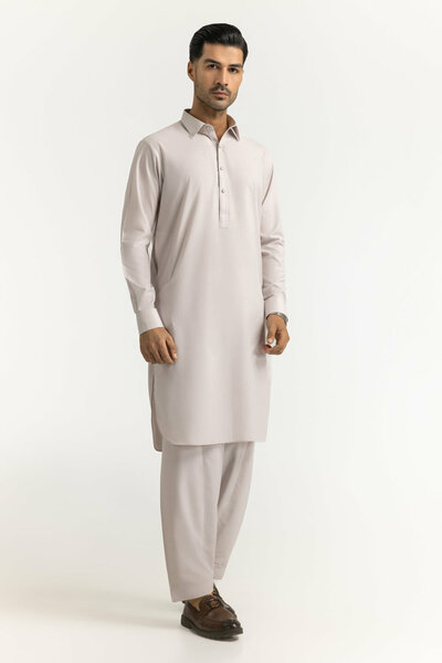Regular Fit Styling Suits