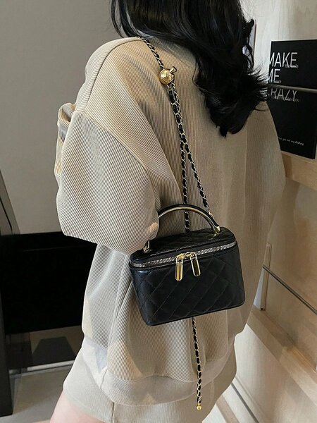 Shein - BEIKAMU 1pc Diamond Pattern Pattern Handheld Box - Shaped Bag