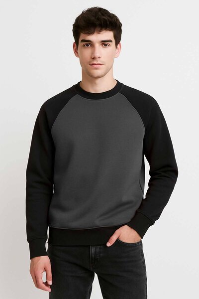 Polo Republica Men's Raglan Sleeve Fleece Sweat Shirt