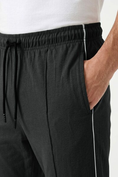 Men's Contrast Piping Pleated Trousers