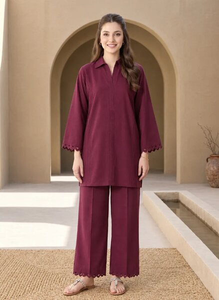 Burgundy Elegance - NV33D01
