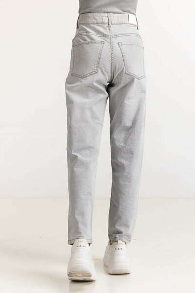 Charchoal Basic Denim Jeans