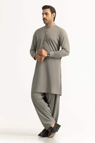 Regular Fit Styling Suits
