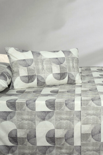 Cresent Everyday Classic Bed Sheet Set