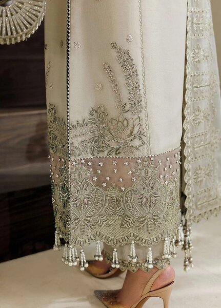 Alizeh Fashion Unstitched Embroidered Chiffon 3 Piece Suit AF26UCF AF-BHM-4074-Navya - Festive Collection