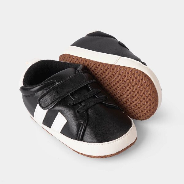 Boys Shoes D160-BLACK