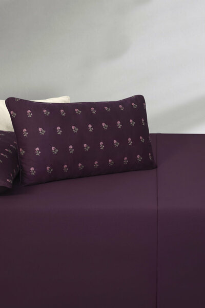 Plum Charm Embroidered Bed Sheet Set