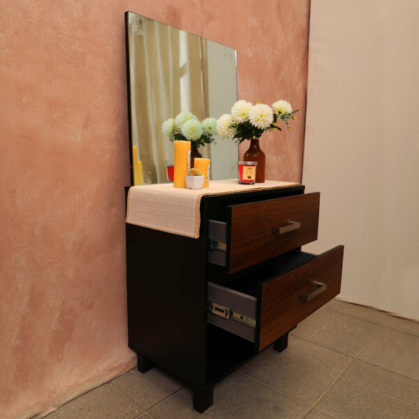 Savior Dresser