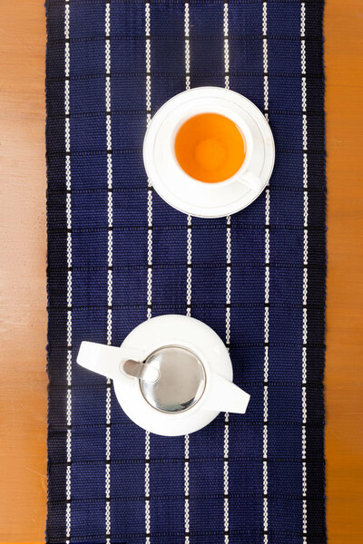 Dobby Fabric Runner