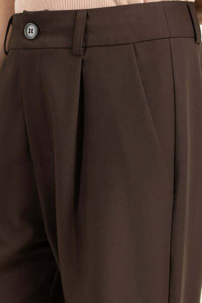 Straight Fit Pant