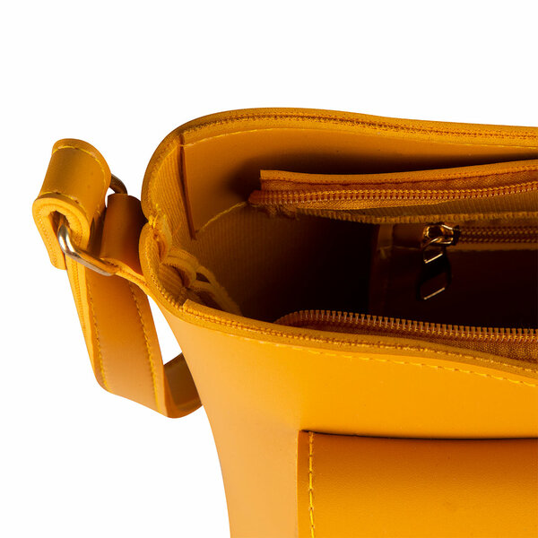 Coco Yellow