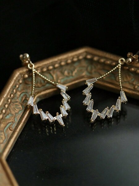Shein Exclusive - A pair of Sterling S925 Silver Vintage Simple Elegant Sparking Zirconia Hollow Plated with 14K Gold Fine Ear Studs