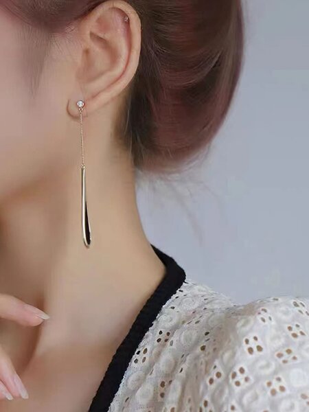 Shein - 1pair European And American Style Black Tassel Drop Earrings, Fashion Party Luxurious Accessory For Women's Temperament Jewelry