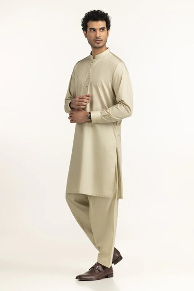 Regular Fit Styling Suits