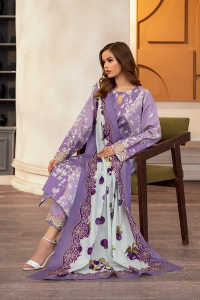 Orchid Mist - NV16D04