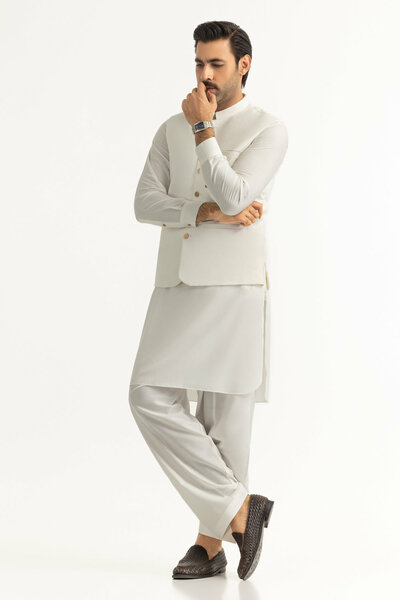 Regular Fit Styling Suits