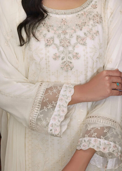 Gul Bano by Shamooz RTW Embroidered Crinkle Chiffon 3 Piece Suit SHM26RG Ivory I-CH-0020 - Festive Collection