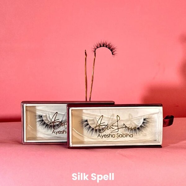 Ayesha Sabina Premium Eyelashes  - Silk Spell