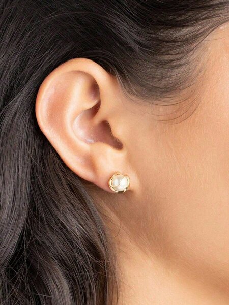 Shein - Elegant Pearl Flower Lightweight Luxury Earrings For Women