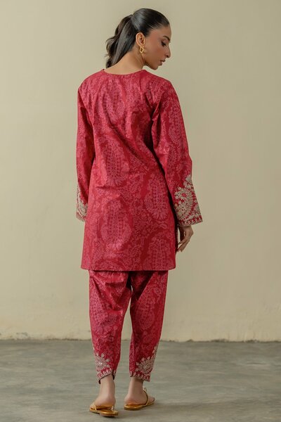 Gold paisley 2 piece