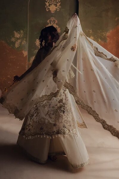 Jahan Ara by Zarposh Unstitched Embroidered Organza 3 Piece Suit ZP26UWJ ROSHANAY - Wedding Collection