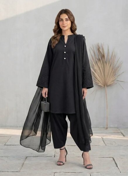 Quilted Noir - NV29D03