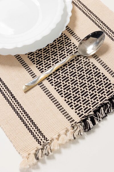 Dobby Fabric place mat pair