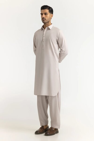 Regular Fit Styling Suits