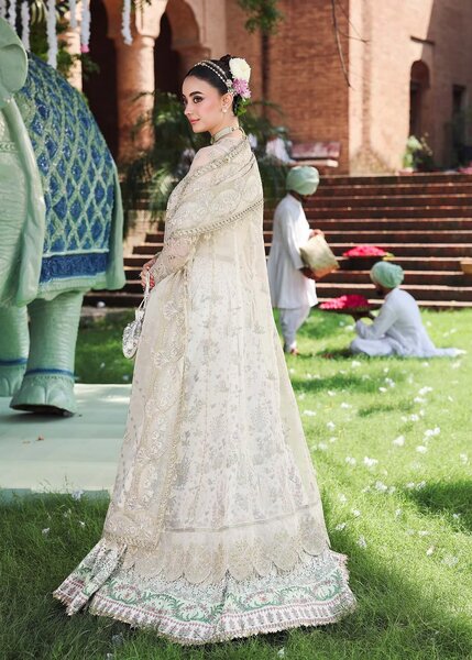 Veere di Wedding by Sardinia Unstitched Brides Embroidered Handwork Organza Suits 3 Piece SRD25VW D-1304 Pareesa - Formals Collection