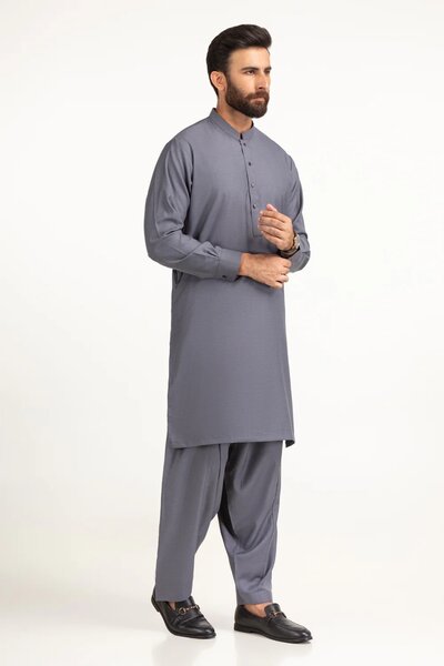 Regular Fit Styling Suits